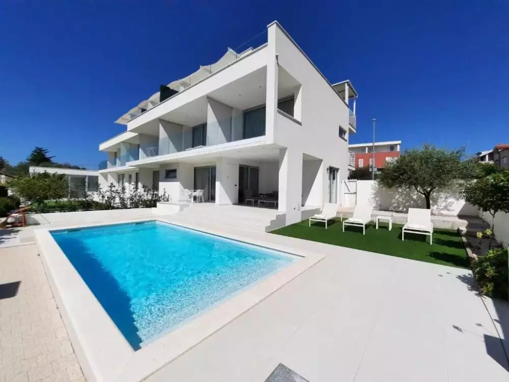 Hotels 1299m² in Croatia, Zadar. Priced at 4900000€ rent photo-5