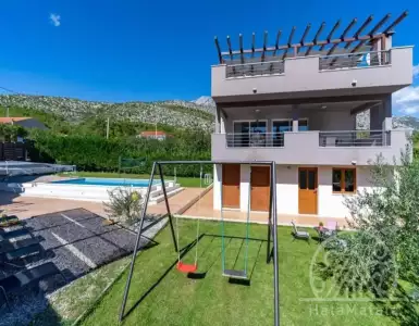 Buy in Croatia for 750000€