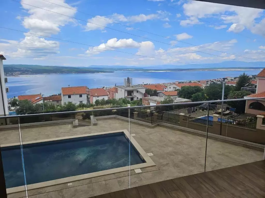Villa 270m² in Croatia, Crikvenica. Priced at 700000€ rent photo-2