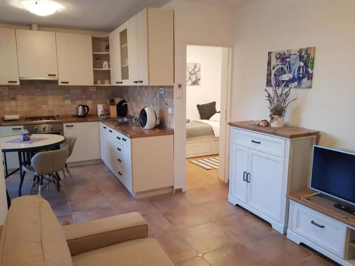 Hotels 196m² in Croatia, Petrcane. Priced at 690000€ rent photo-9