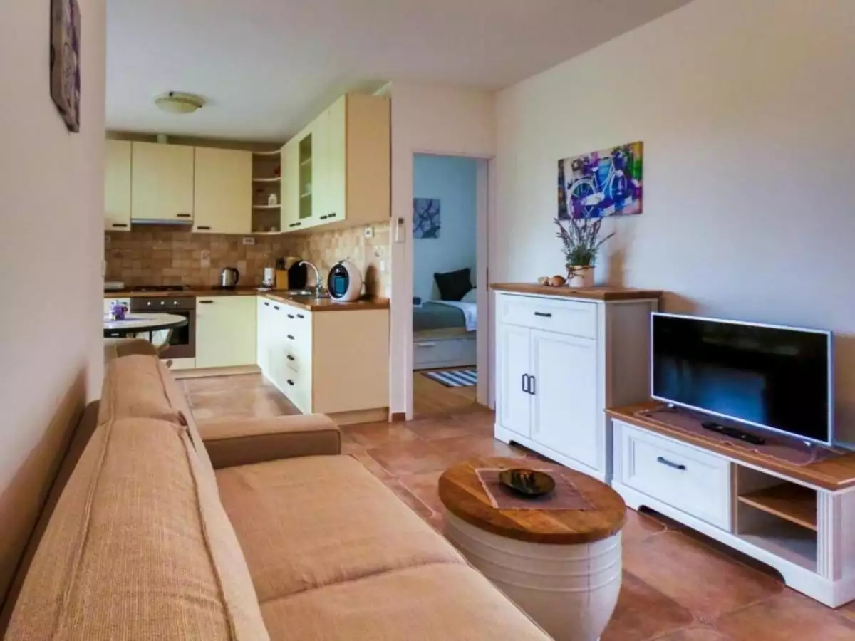 Hotels 196m² in Croatia, Petrcane. Priced at 690000€ rent photo-15