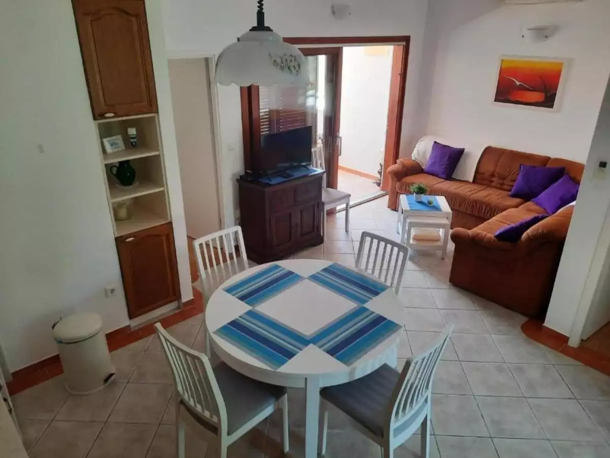 Hotels 196m² in Croatia, Petrcane. Priced at 690000€ rent photo-23