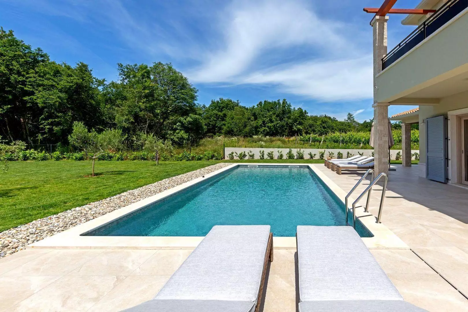 Villa 170m² in Croatia, Labin. Priced at 650000€ rent photo-5