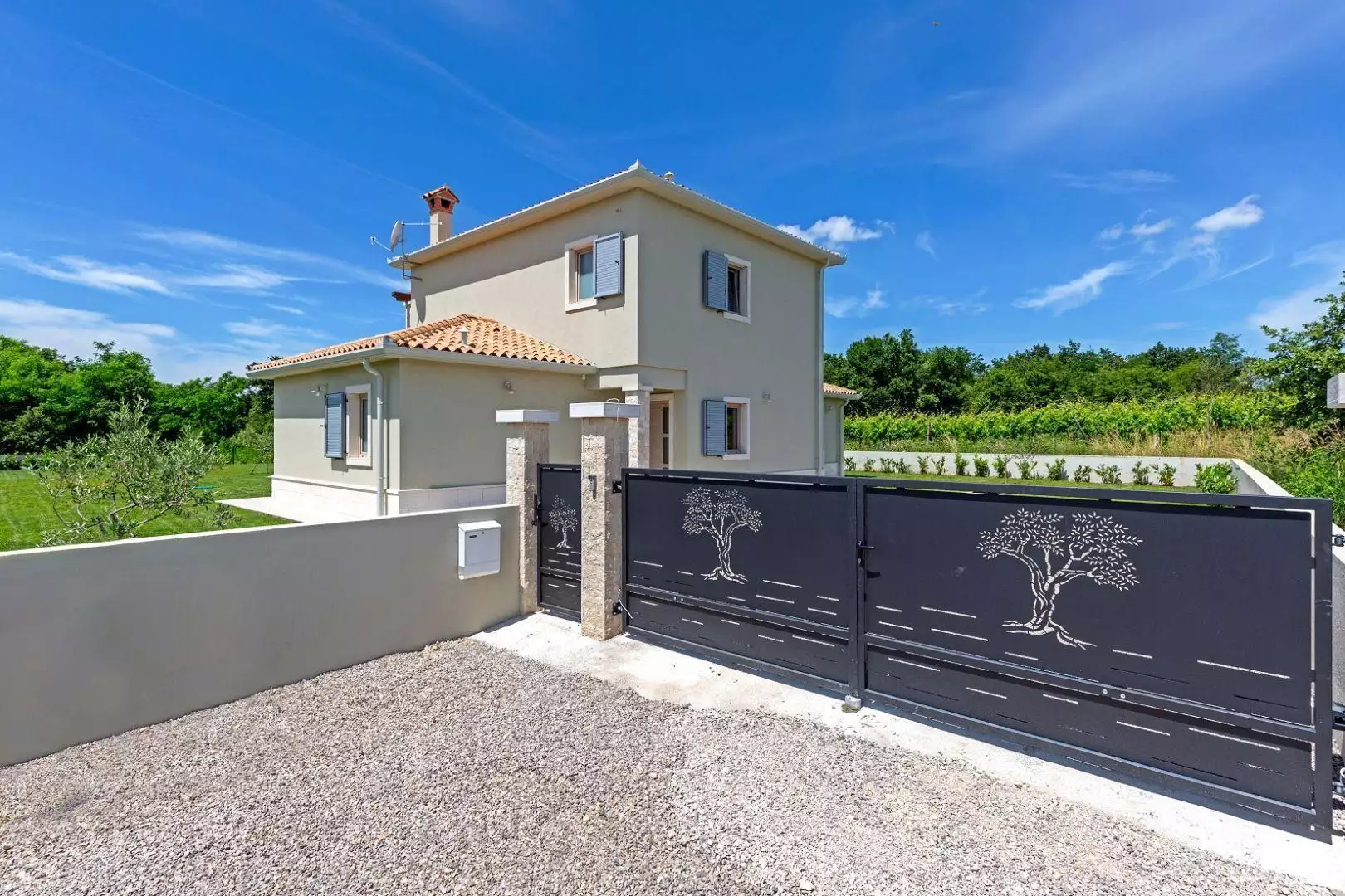 Villa 170m² in Croatia, Labin. Priced at 650000€ rent photo-8