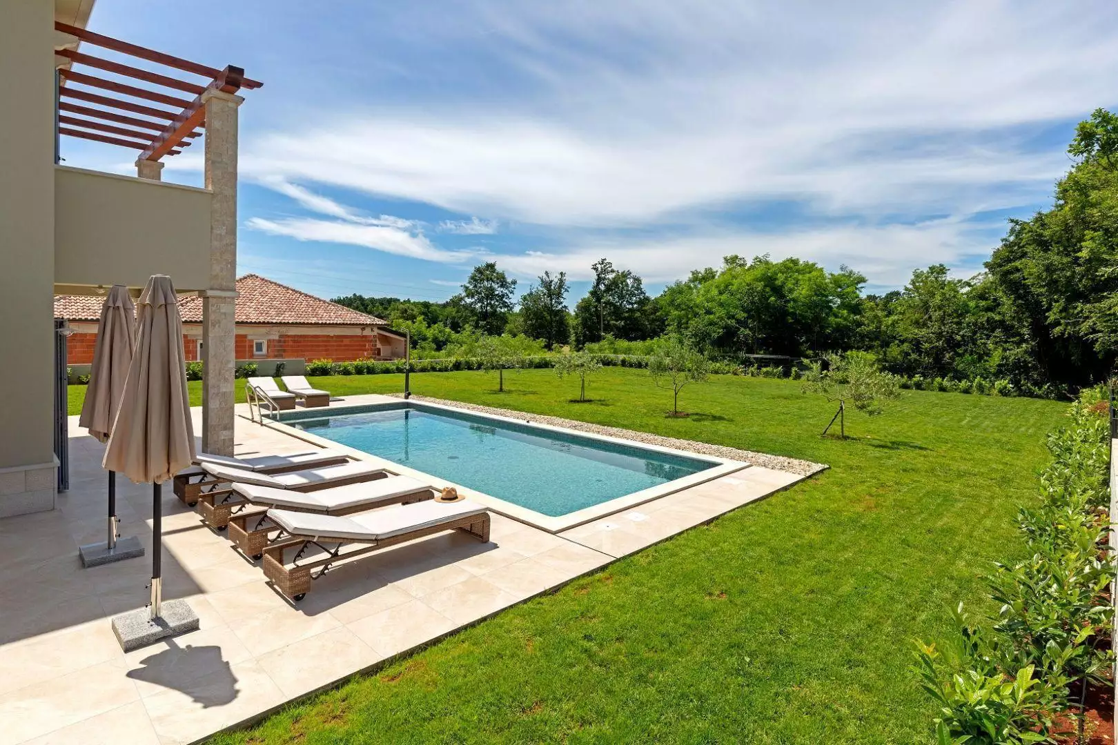 Villa 170m² in Croatia, Labin. Priced at 650000€ rent photo-10