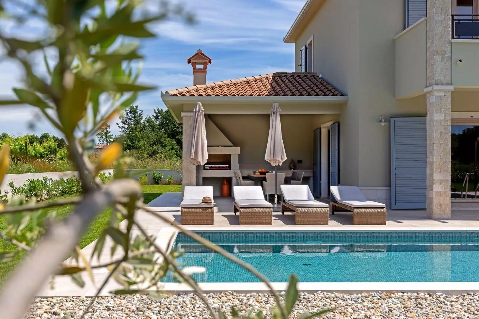 Villa 170m² in Croatia, Labin. Priced at 650000€ rent photo-12