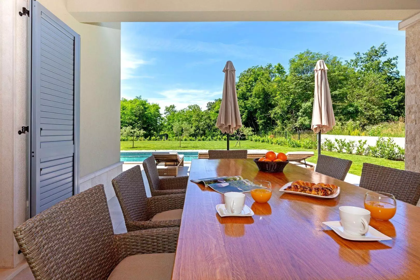 Villa 170m² in Croatia, Labin. Priced at 650000€ rent photo-13