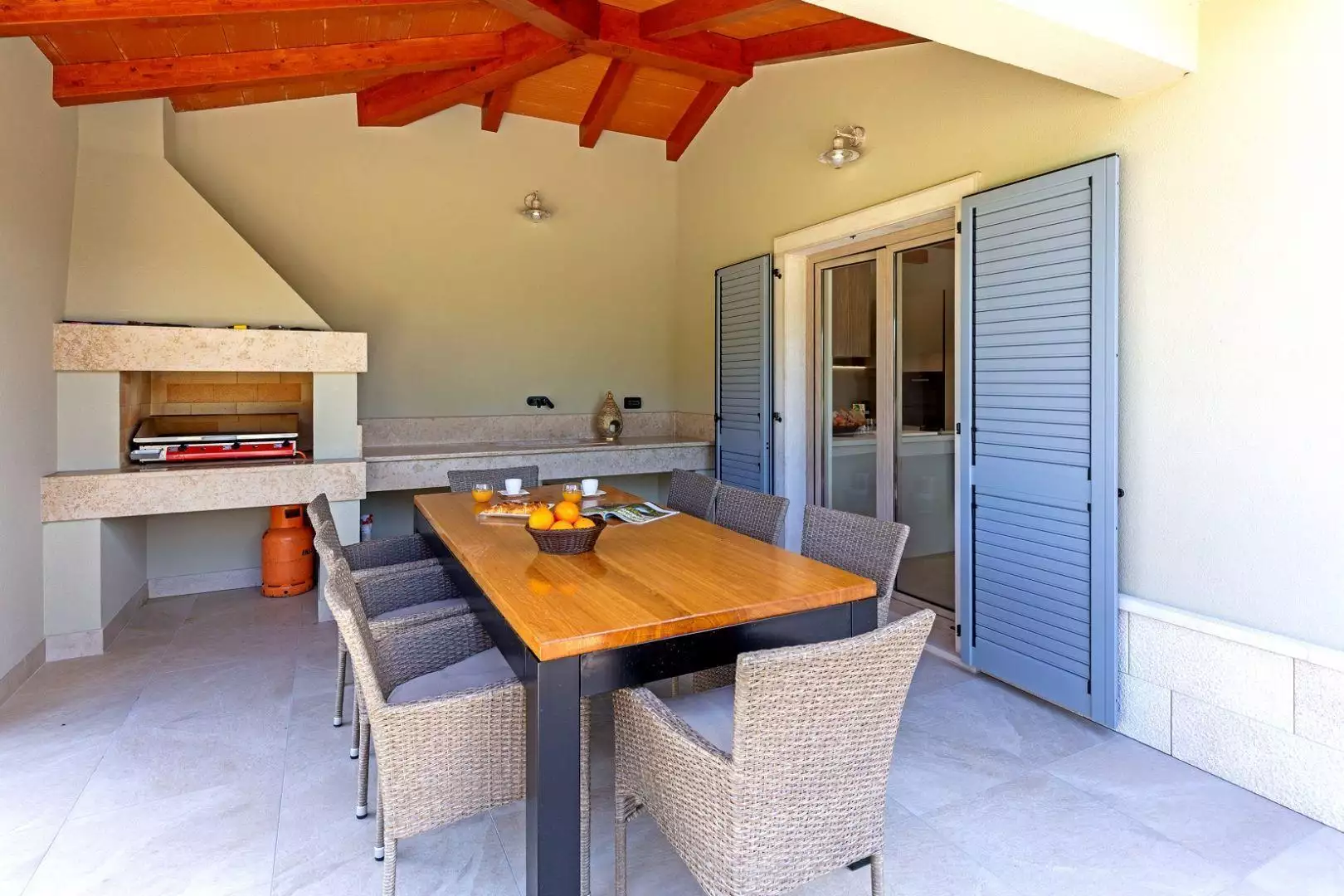 Villa 170m² in Croatia, Labin. Priced at 650000€ rent photo-15