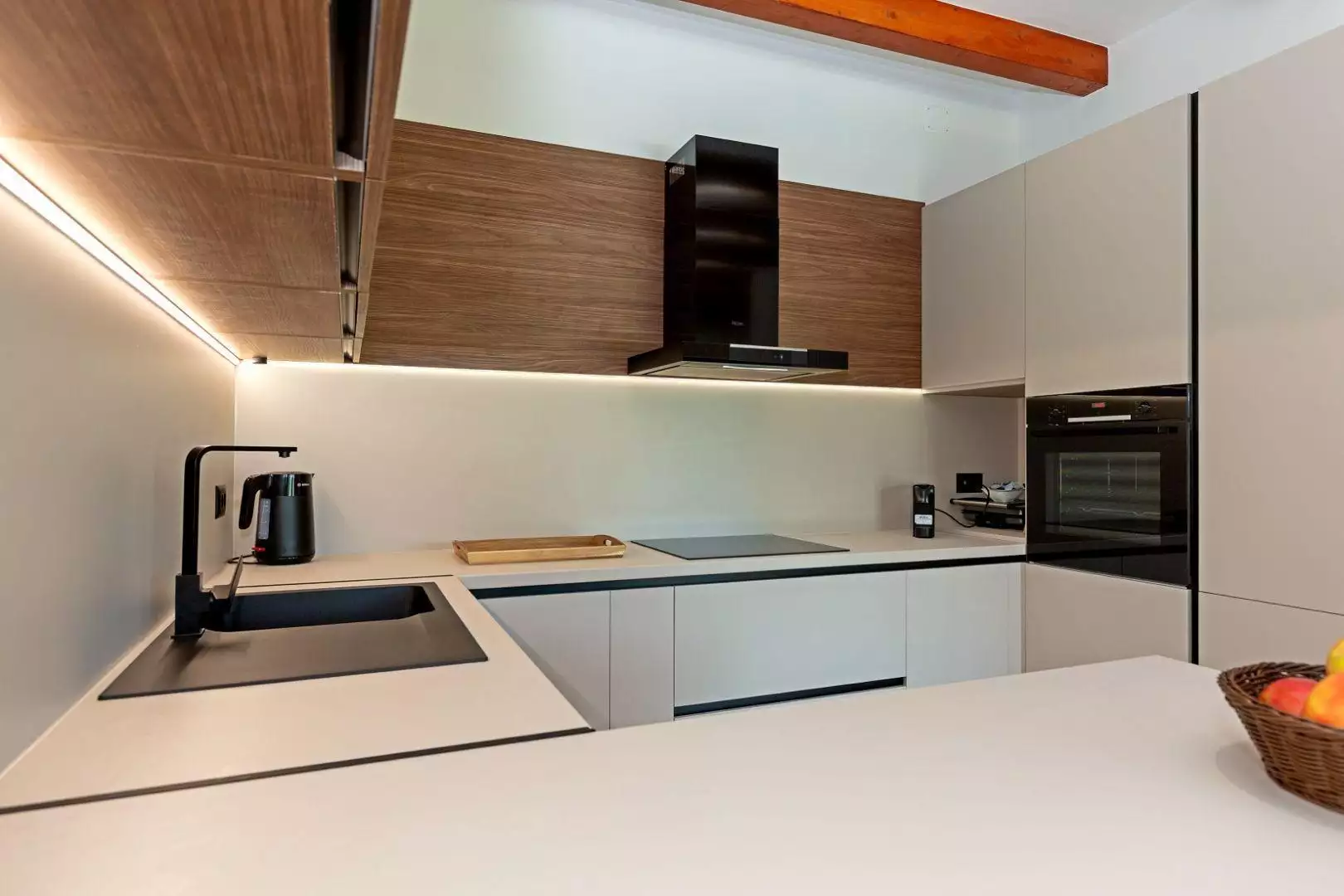 Villa 170m² in Croatia, Labin. Priced at 650000€ rent photo-24