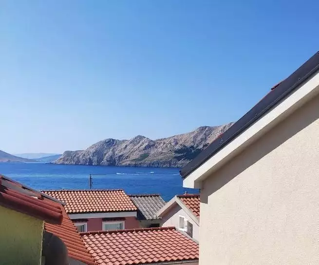 Hotels 208m² in Croatia, Baska. Priced at 700000€ rent photo-2