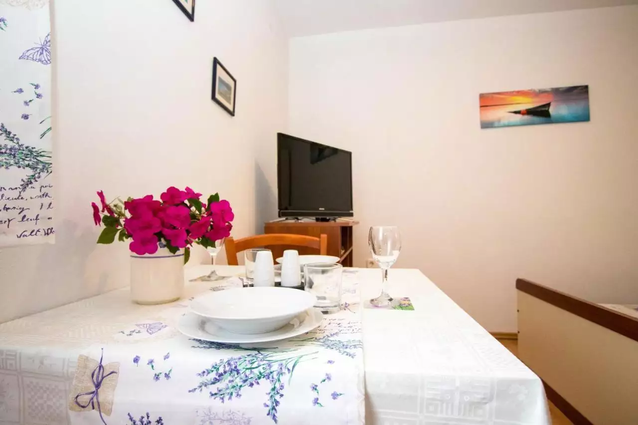 Hotels 208m² in Croatia, Baska. Priced at 700000€ rent photo-10