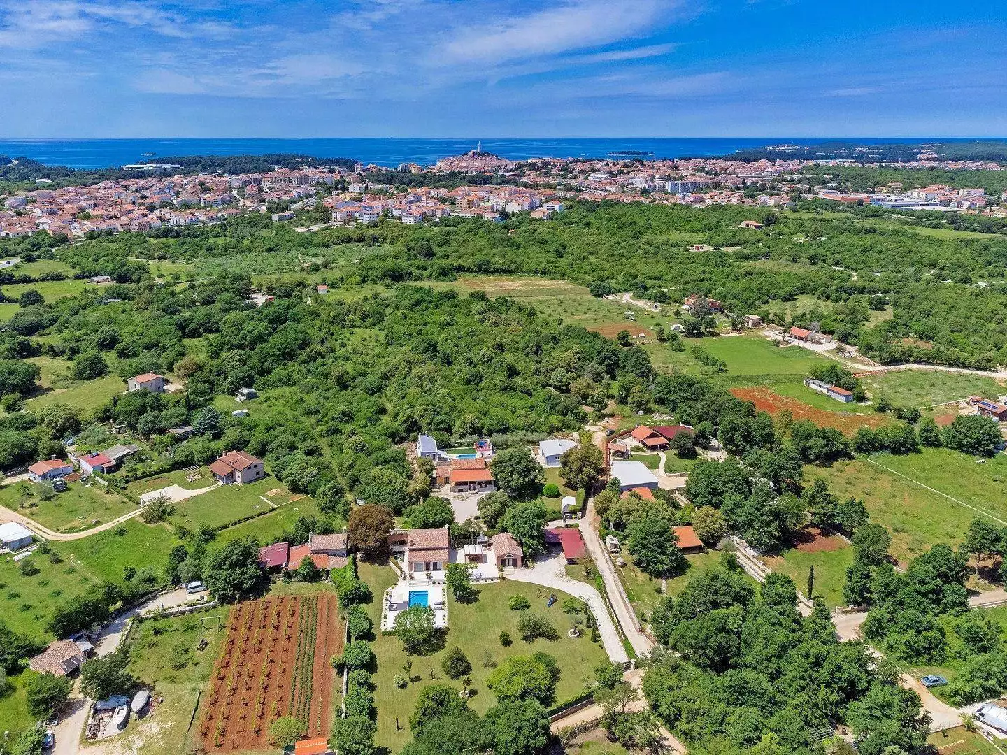 Villa 200m² in Croatia, Rovinj. Priced at 1000000€ rent photo-4
