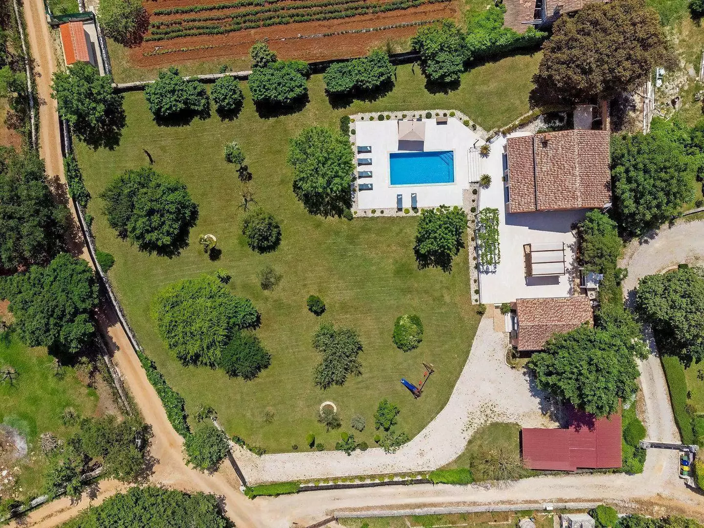 Villa 200m² in Croatia, Rovinj. Priced at 1000000€ rent photo-8