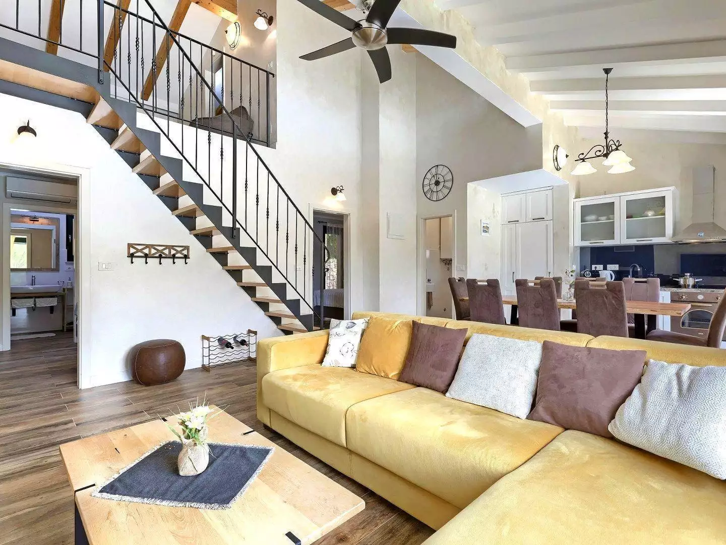 Villa 200m² in Croatia, Rovinj. Priced at 1000000€ rent photo-21