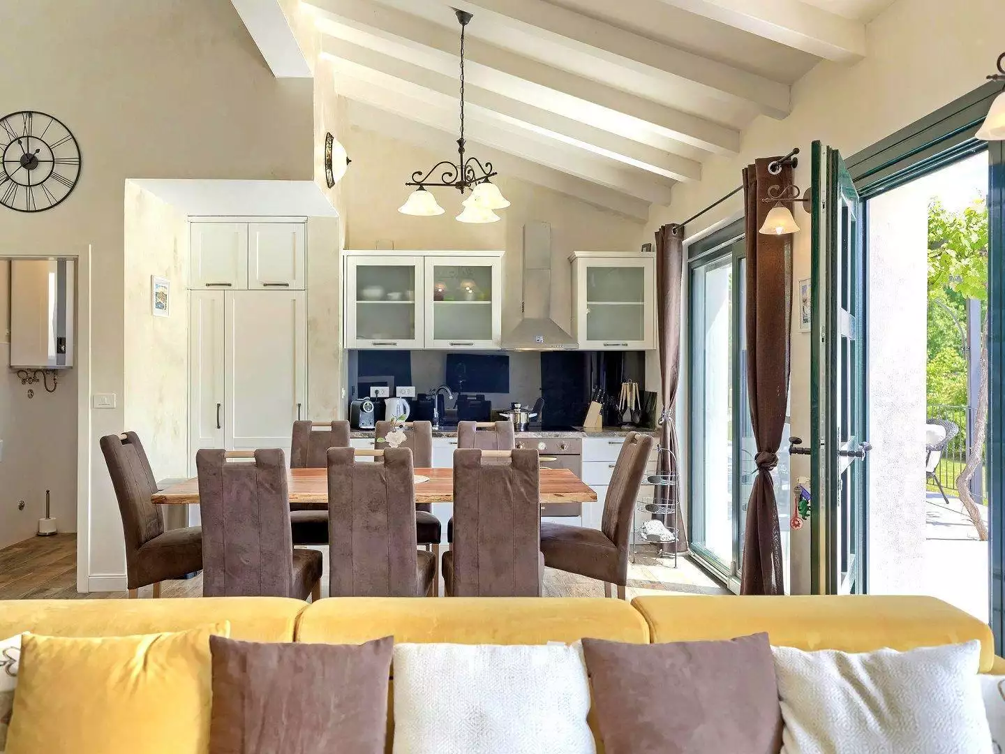 Villa 200m² in Croatia, Rovinj. Priced at 1000000€ rent photo-23