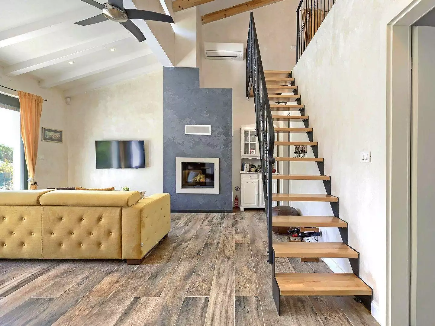 Villa 200m² in Croatia, Rovinj. Priced at 1000000€ rent photo-24