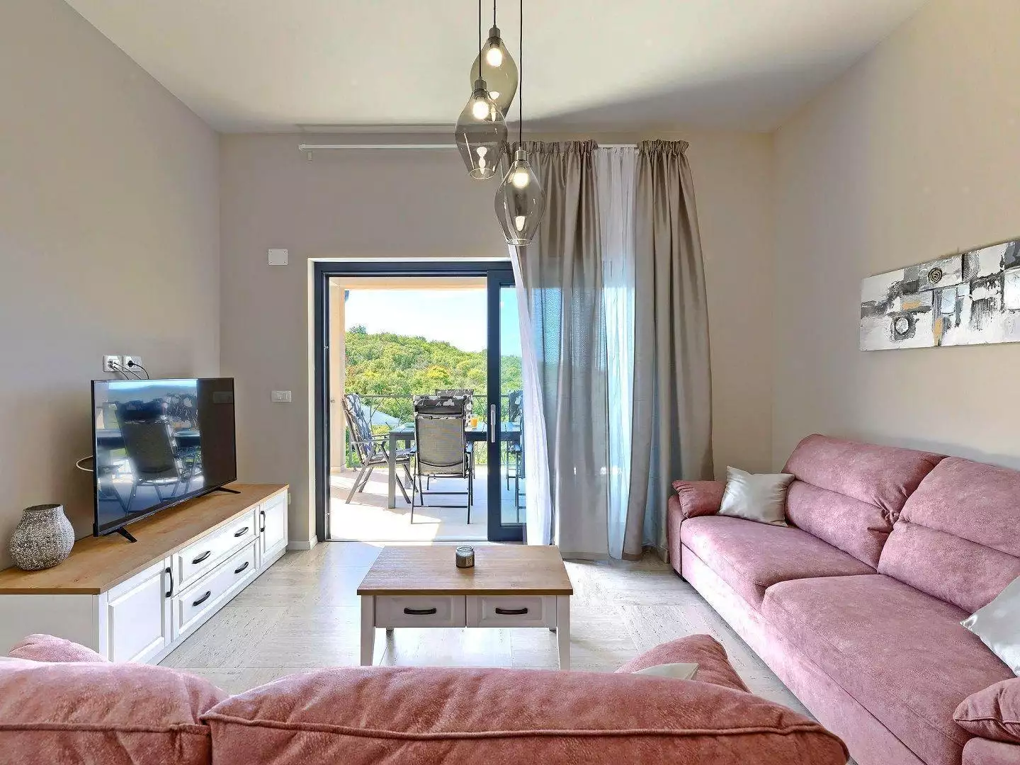 Villa 370m² in Croatia, Brtonigla. Priced at 1400000€ rent photo-13