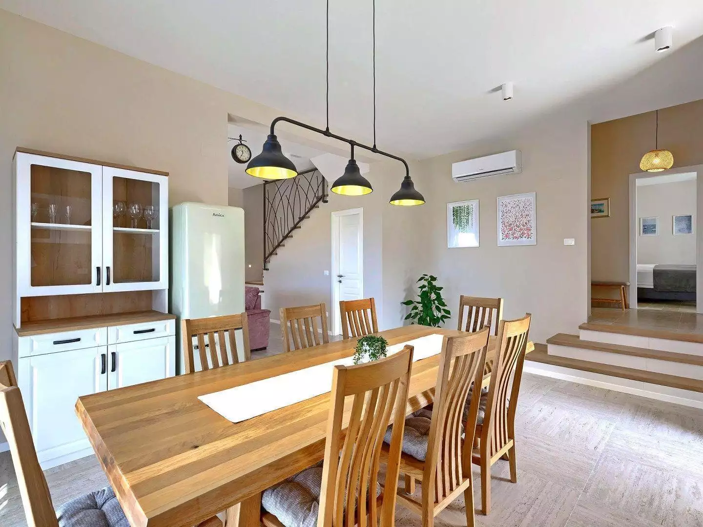 Villa 370m² in Croatia, Brtonigla. Priced at 1400000€ rent photo-16