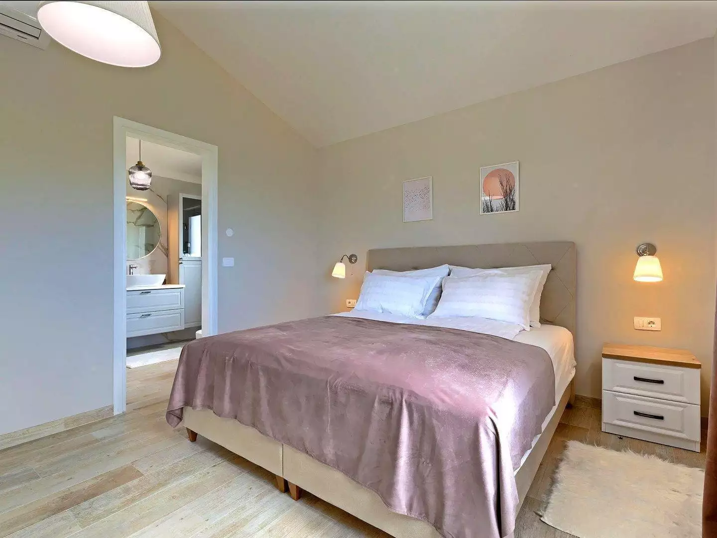 Villa 370m² in Croatia, Brtonigla. Priced at 1400000€ rent photo-25