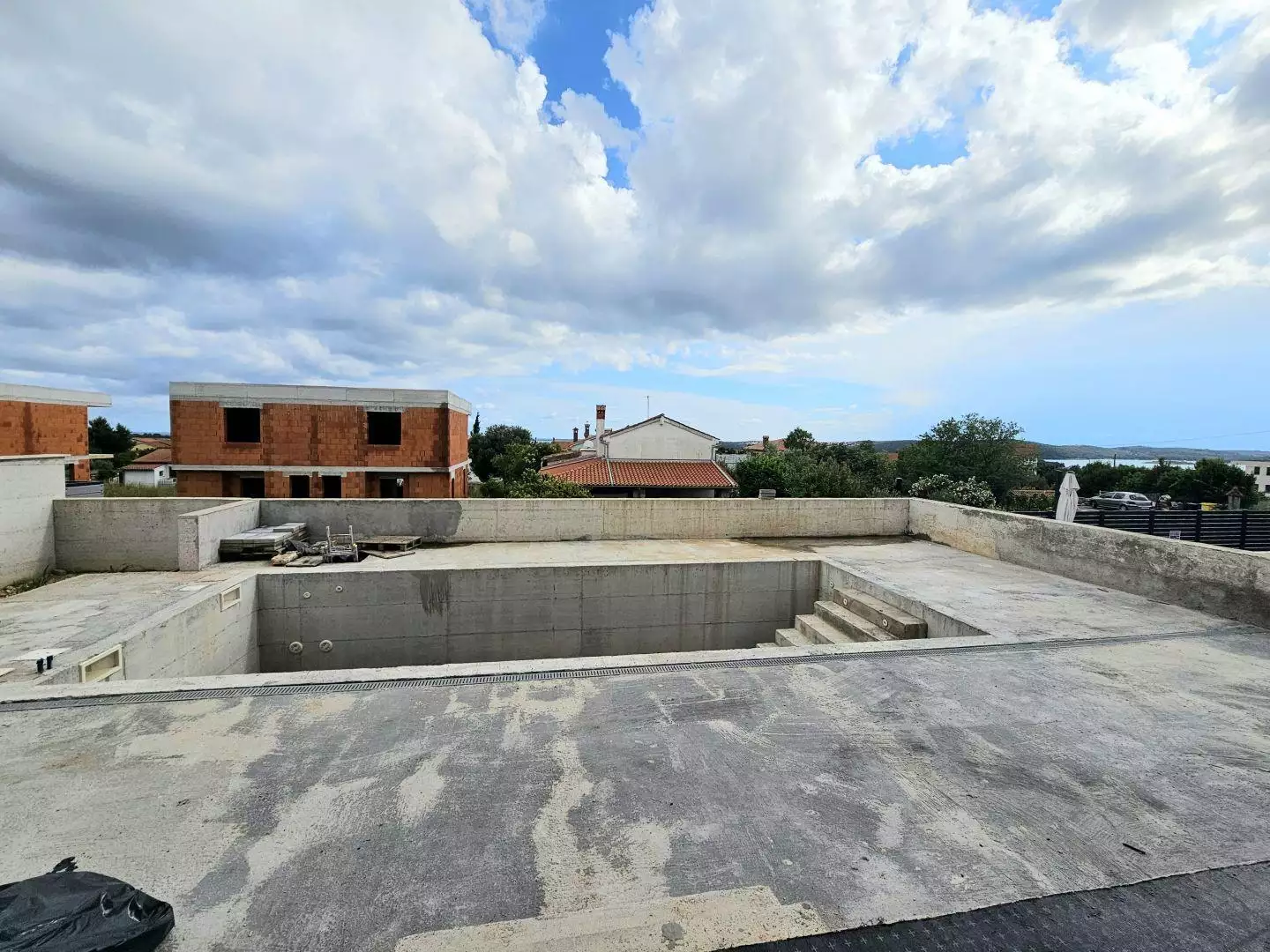 Villa 254m² in Croatia, Medulin. Priced at 750000€ rent photo-4