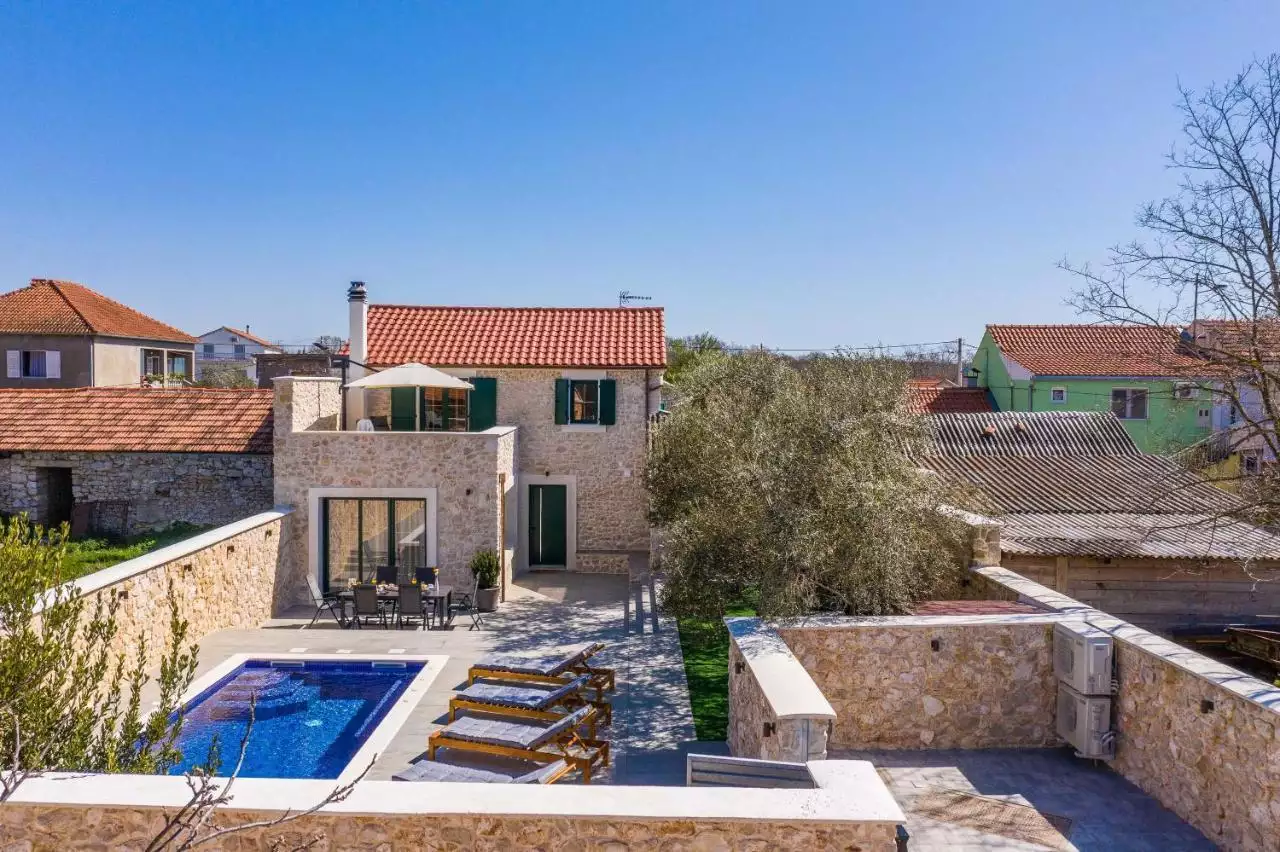 Villa 100m² in Croatia, Zadar. Priced at 680000€ rent photo-2