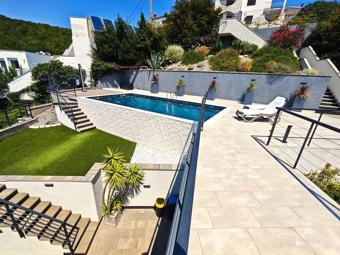 Villa 230m² in Croatia, Jadranovo. Priced at 2100000€ rent photo-7