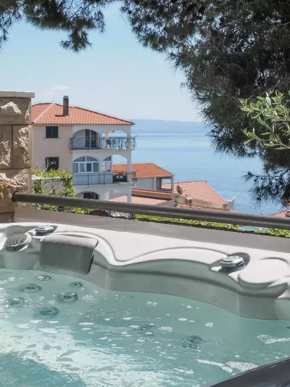 Hotels 370m² in Croatia, Ciovo. Priced at 1300000€ rent photo-8
