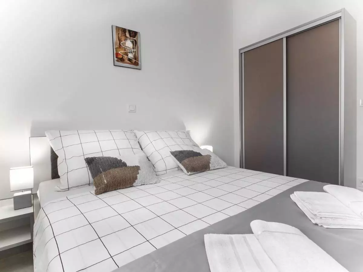 Hotels 370m² in Croatia, Ciovo. Priced at 1300000€ rent photo-9