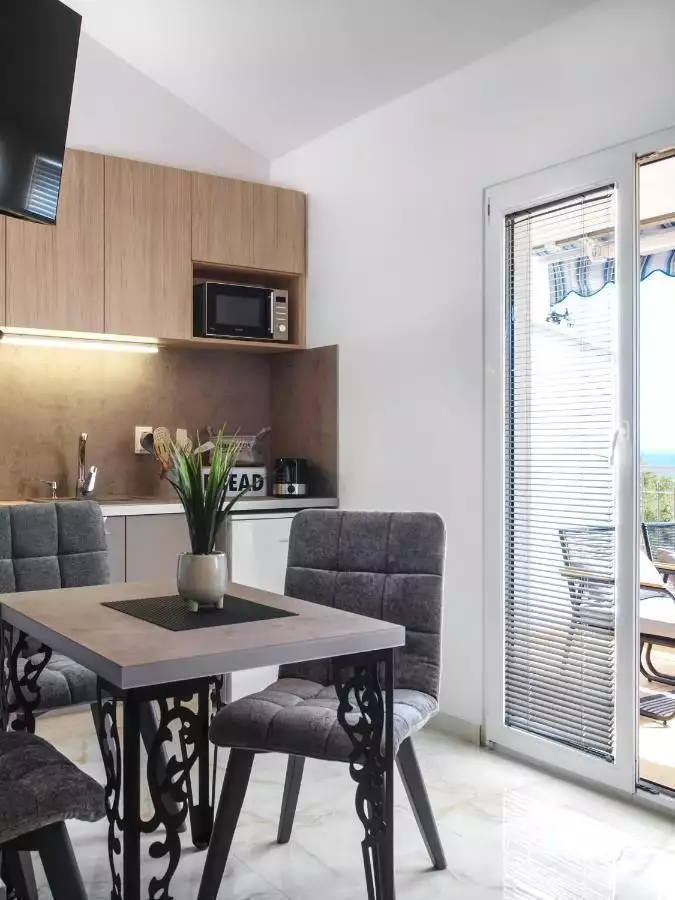 Hotels 370m² in Croatia, Ciovo. Priced at 1300000€ rent photo-14