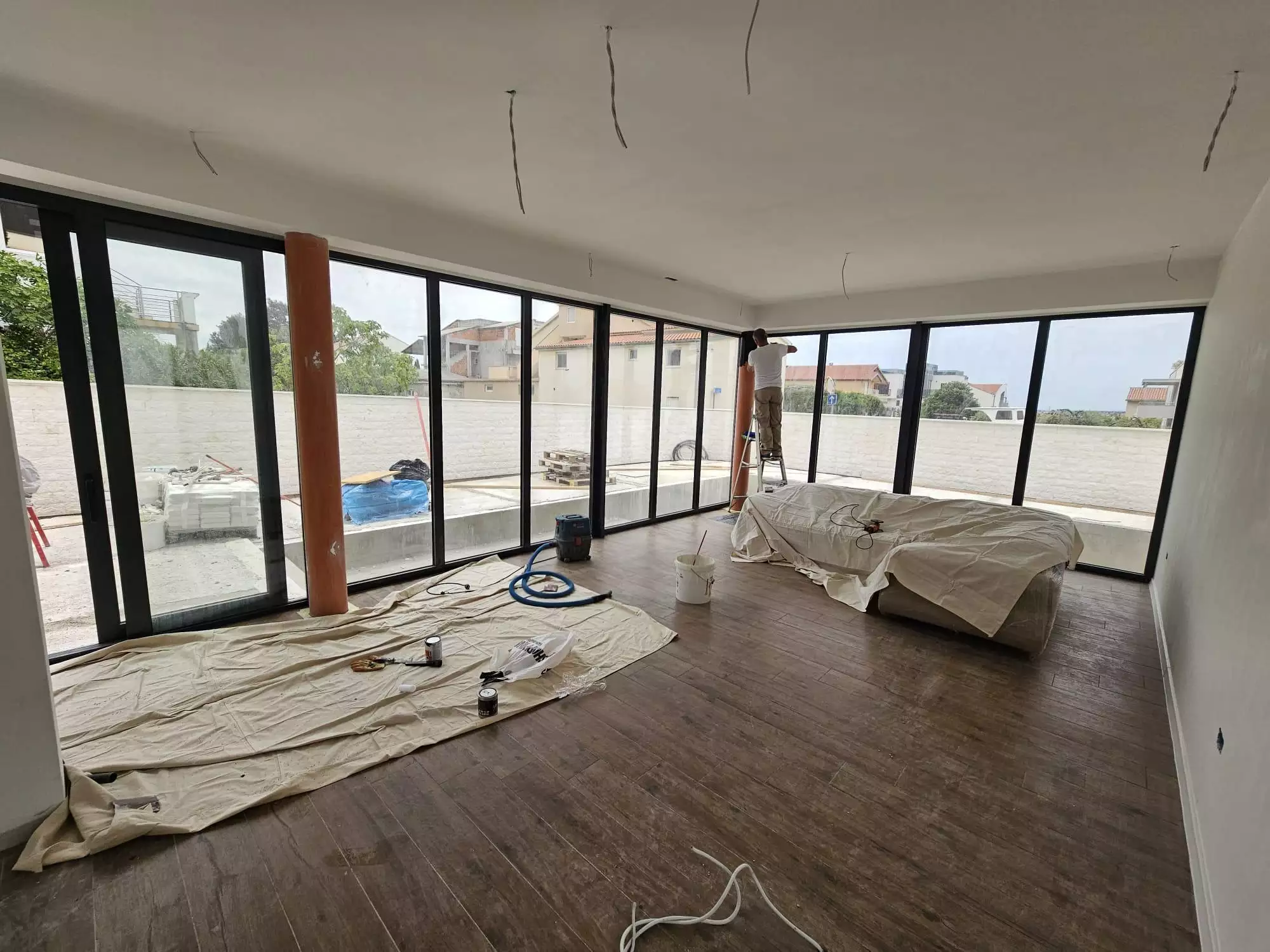 Villa 312m² in Croatia, Vrsi. Priced at 690000€ rent photo-8