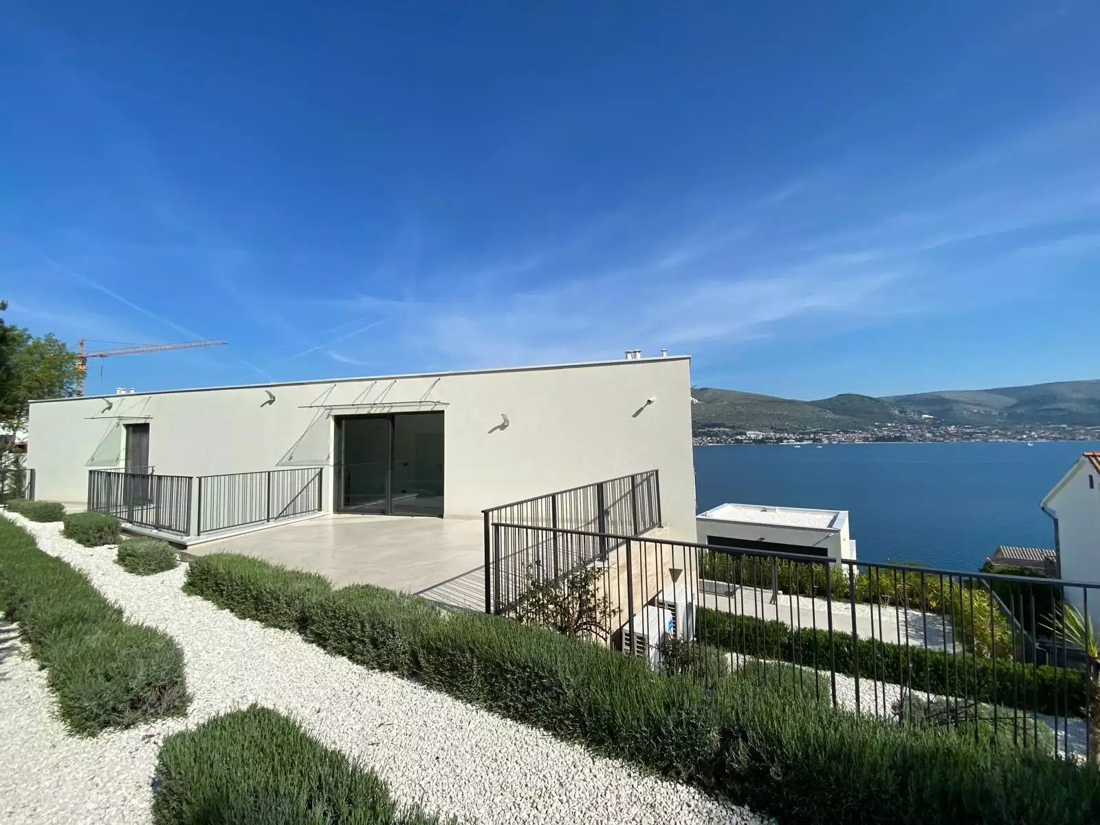Villa 326m² in Croatia, Ciovo. Priced at 1700000€ rent photo-12