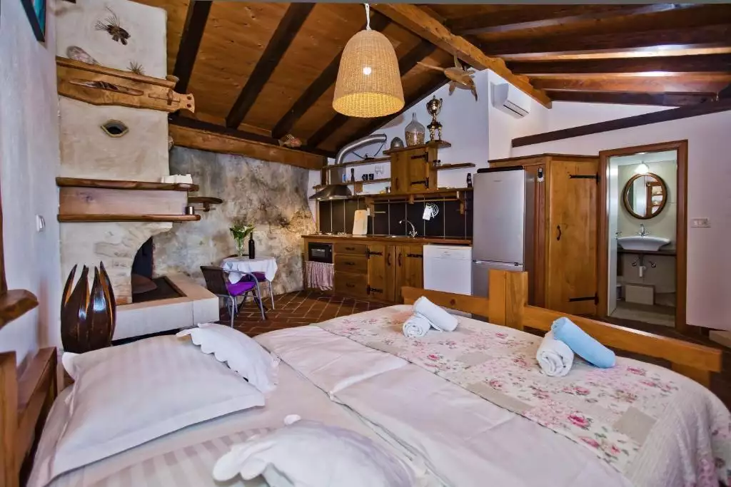 Hotels 370m² in Croatia, Hvar. Priced at 3500000€ rent photo-21