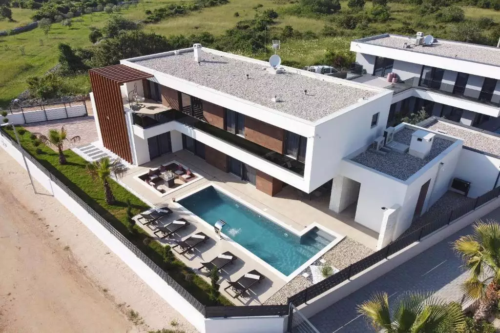 Villa 329m² in Croatia, Zadar. Priced at 930000€ rent photo-6