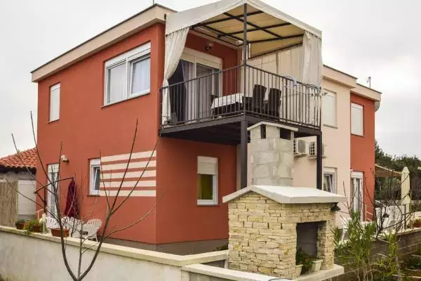 Hotels 195m² in Croatia, Zaton. Priced at 830000€ rent photo-2