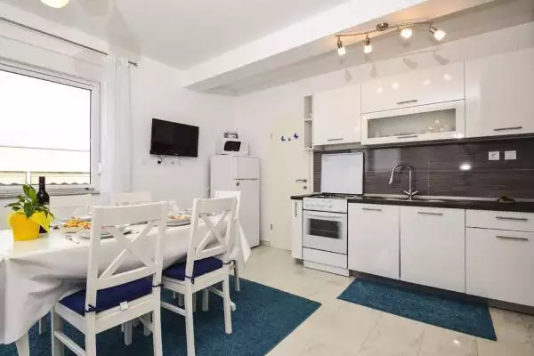 Hotels 195m² in Croatia, Zaton. Priced at 830000€ rent photo-23