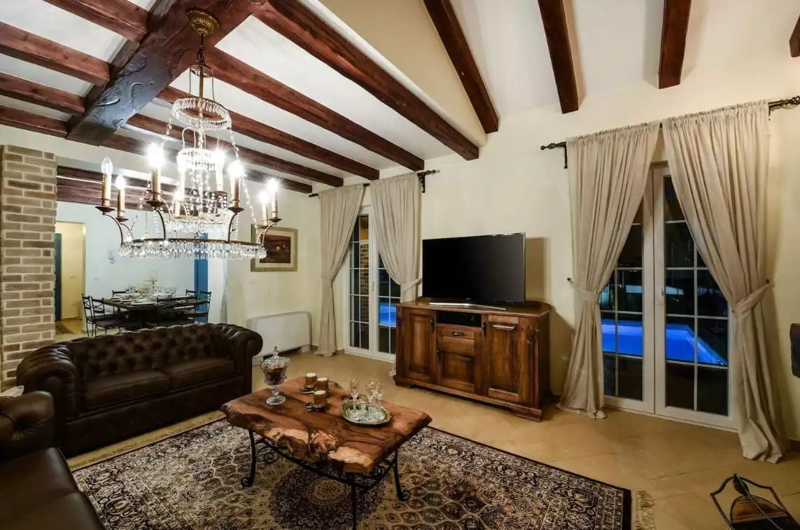 Villa 180m² in Croatia, Zadar. Priced at 1200000€ rent photo-16