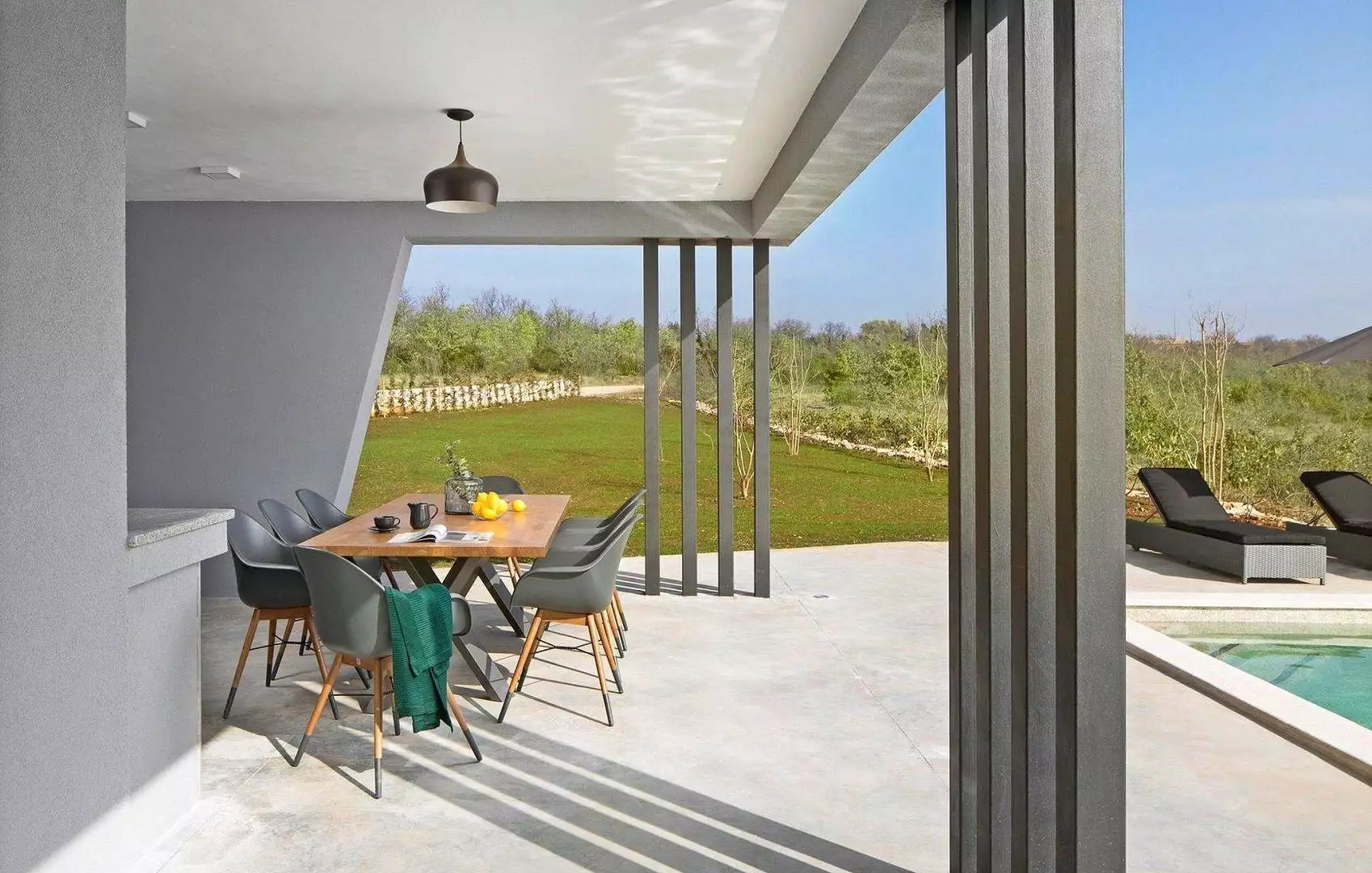 Villa 250m² in Croatia, Vodnjan. Priced at 920000€ rent photo-4