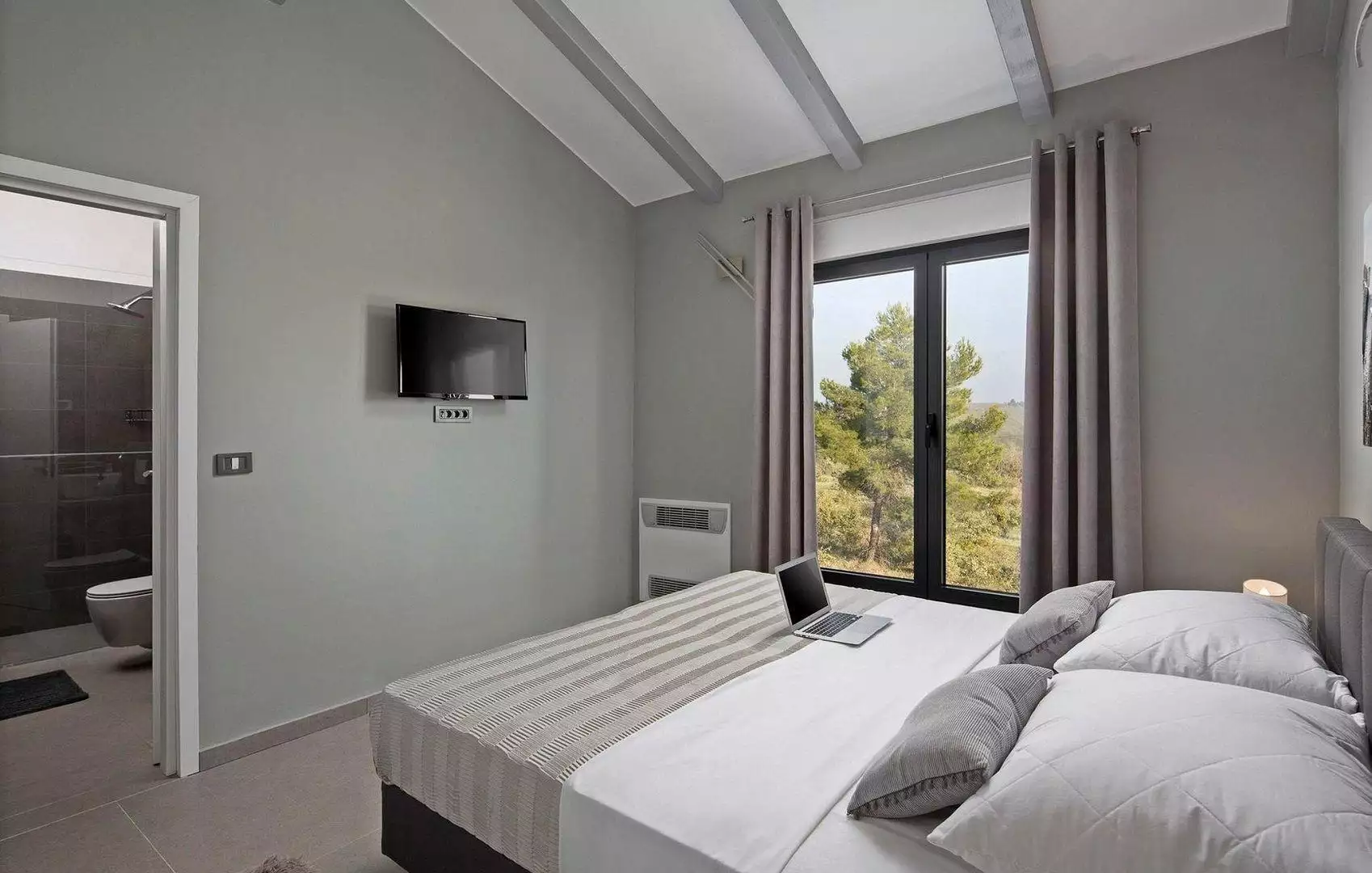 Villa 250m² in Croatia, Vodnjan. Priced at 920000€ rent photo-14