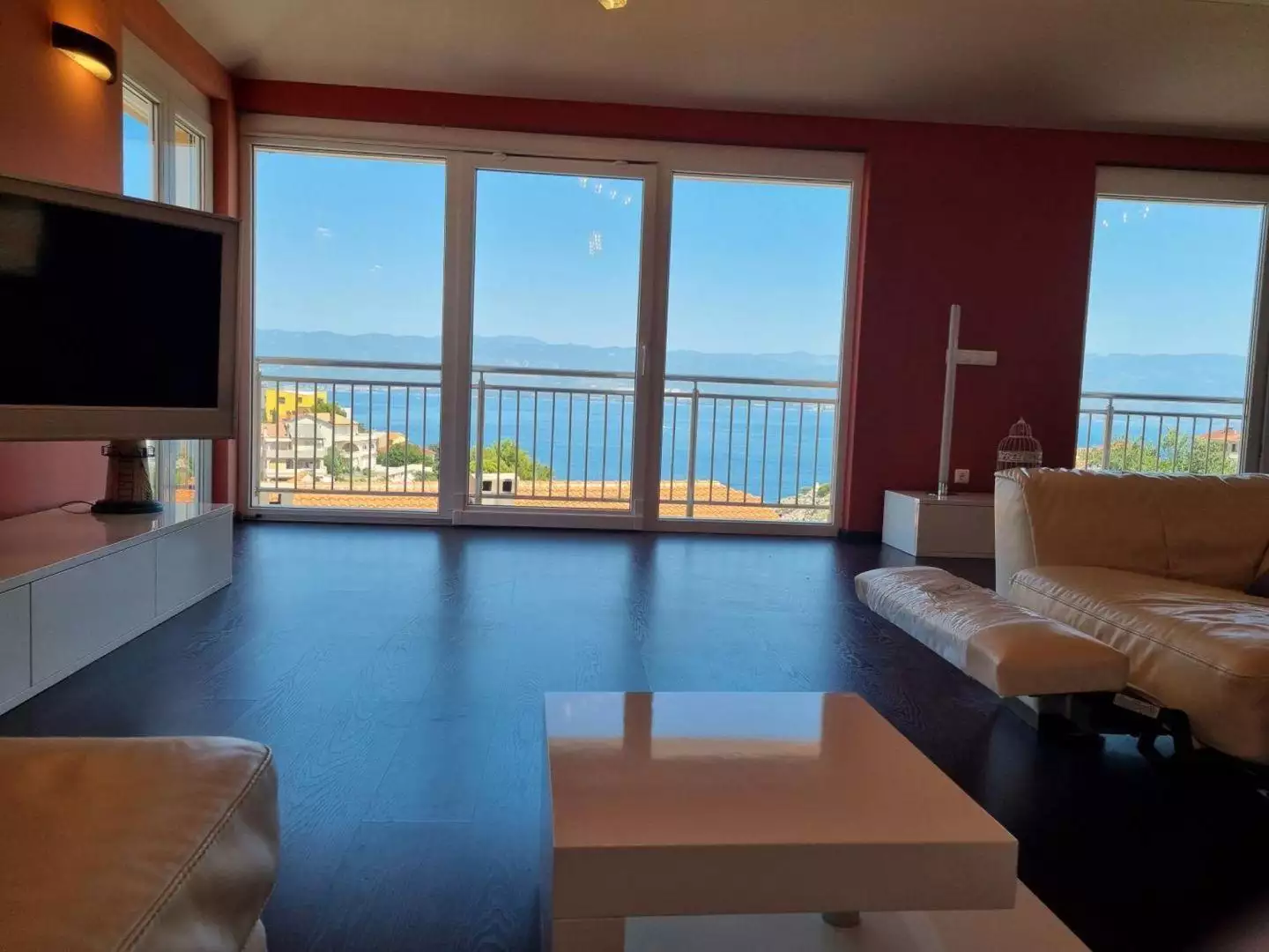 Villa 530m² in Croatia, Vrbnik. Priced at 1250000€ rent photo-4