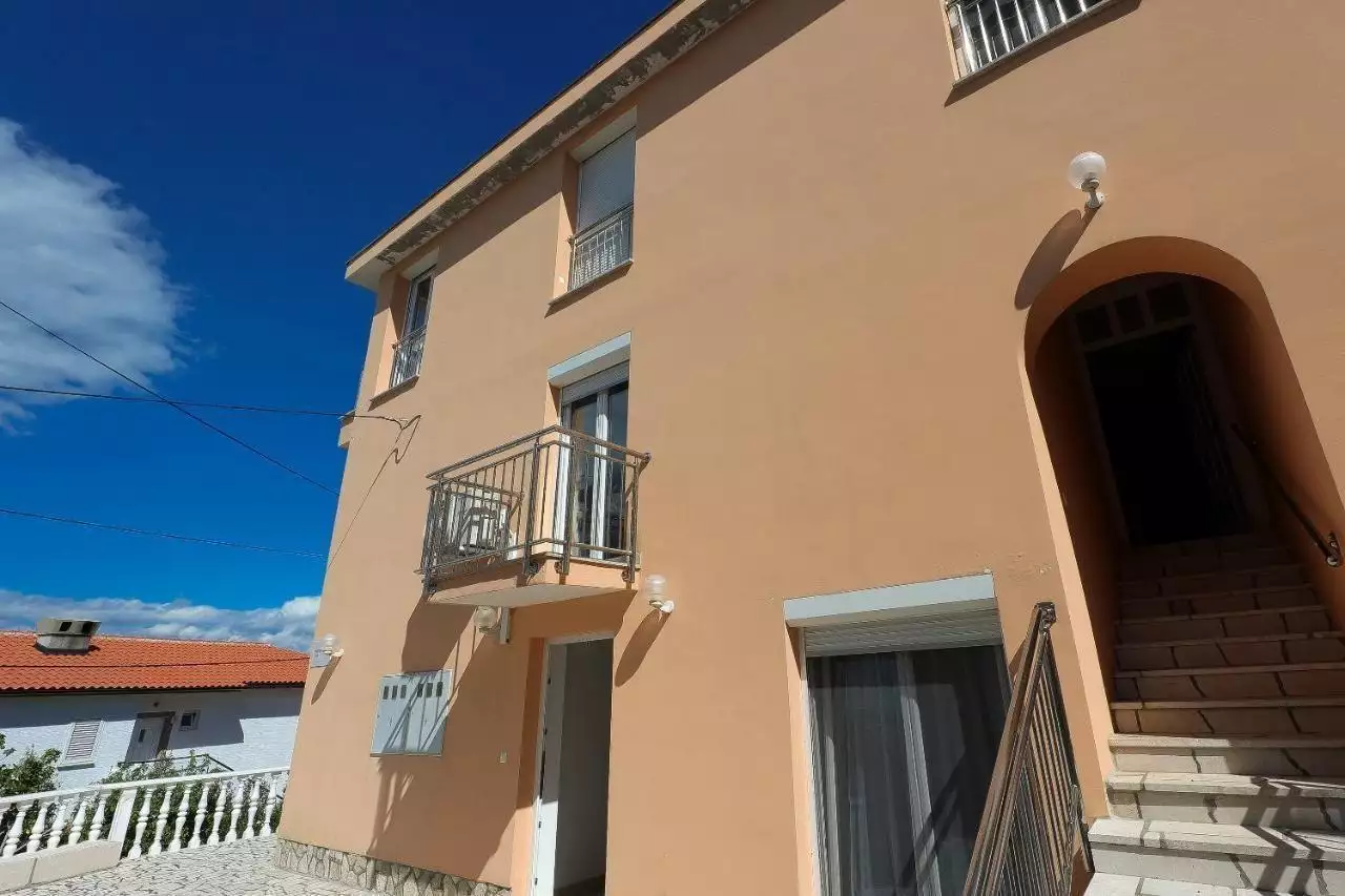Villa 530m² in Croatia, Vrbnik. Priced at 1250000€ rent photo-7