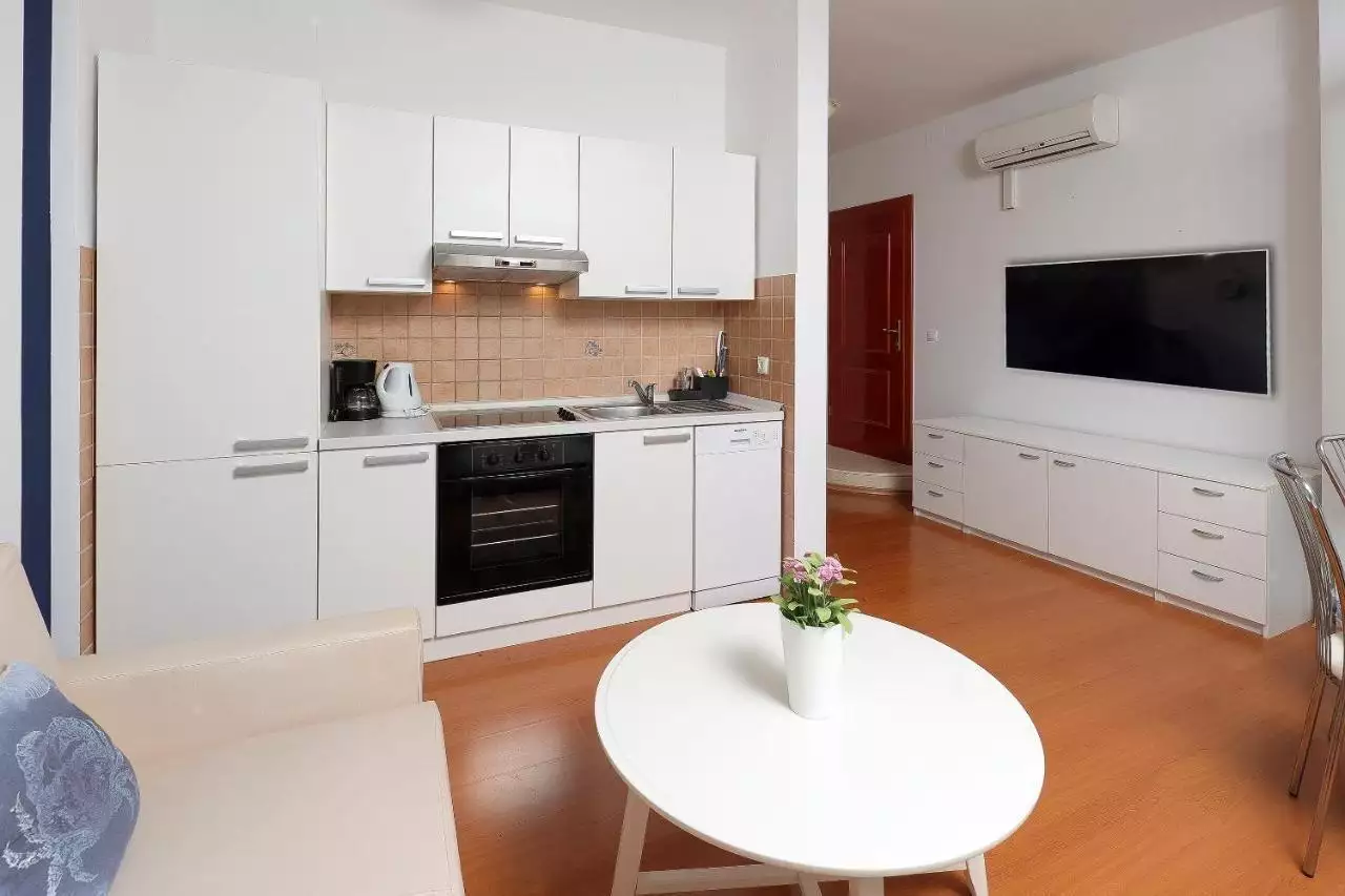Villa 530m² in Croatia, Vrbnik. Priced at 1250000€ rent photo-20