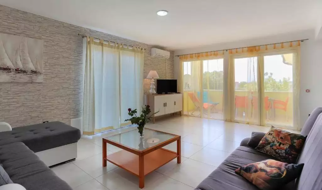 Hotels 325m² in Croatia, Medulin. Priced at 1200000€ rent photo-7