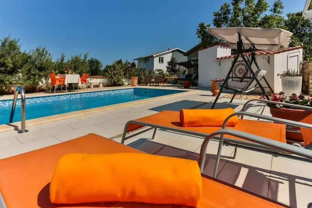 Hotels 325m² in Croatia, Medulin. Priced at 1200000€ rent photo-21