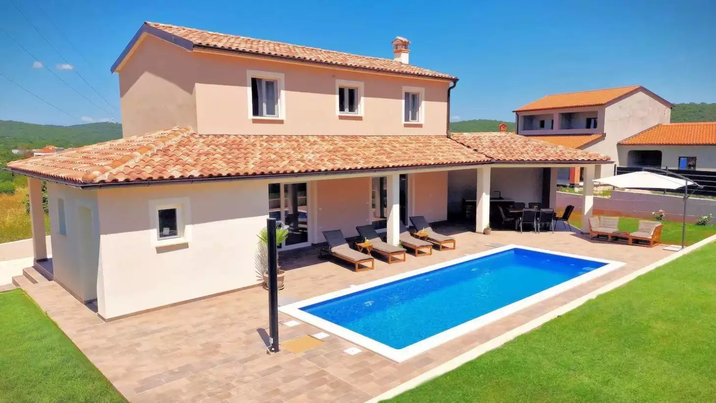 Villa 127m² in Croatia, Rovinj. Priced at 750000€ rent photo-2