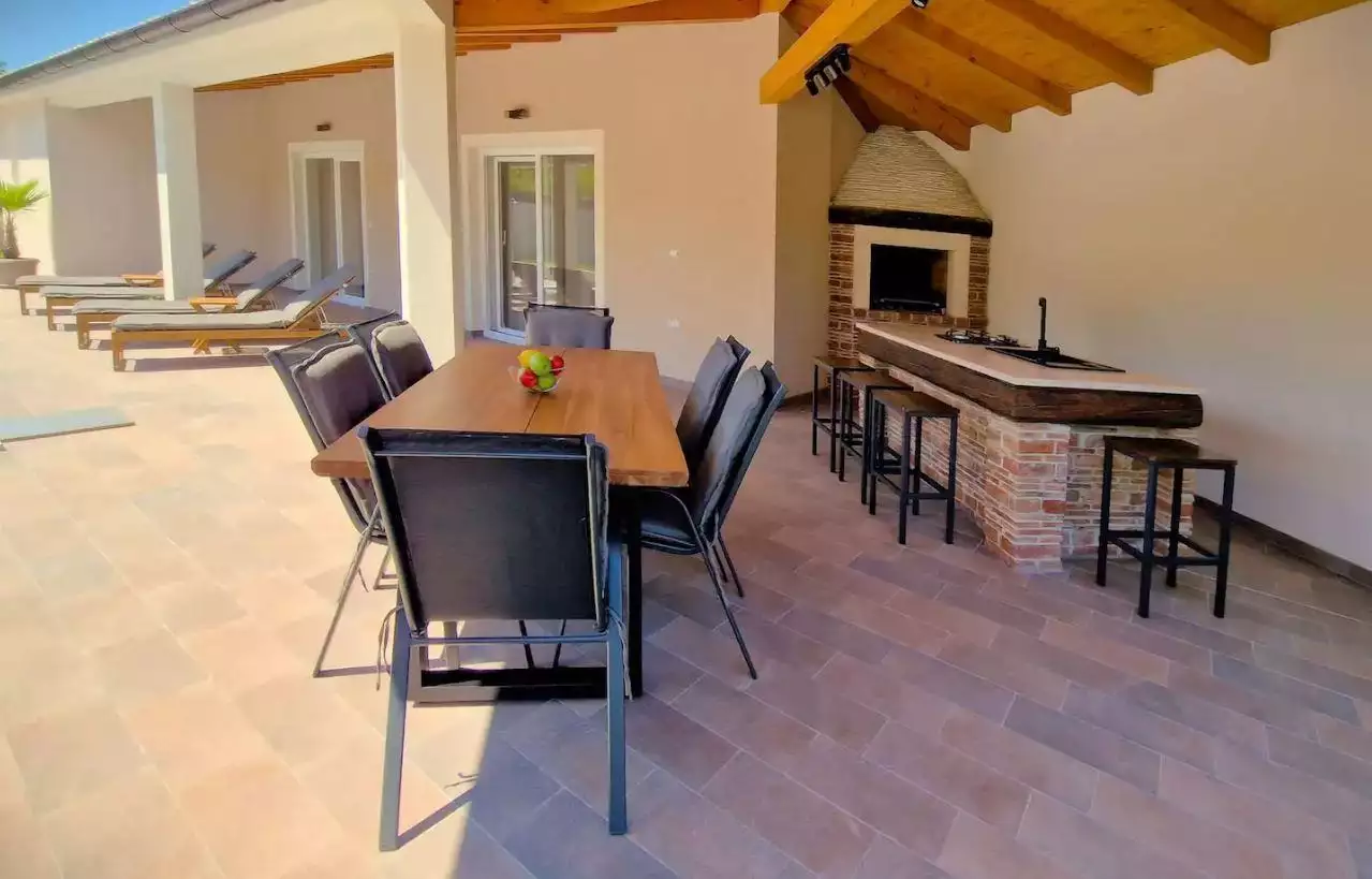 Villa 127m² in Croatia, Rovinj. Priced at 750000€ rent photo-22