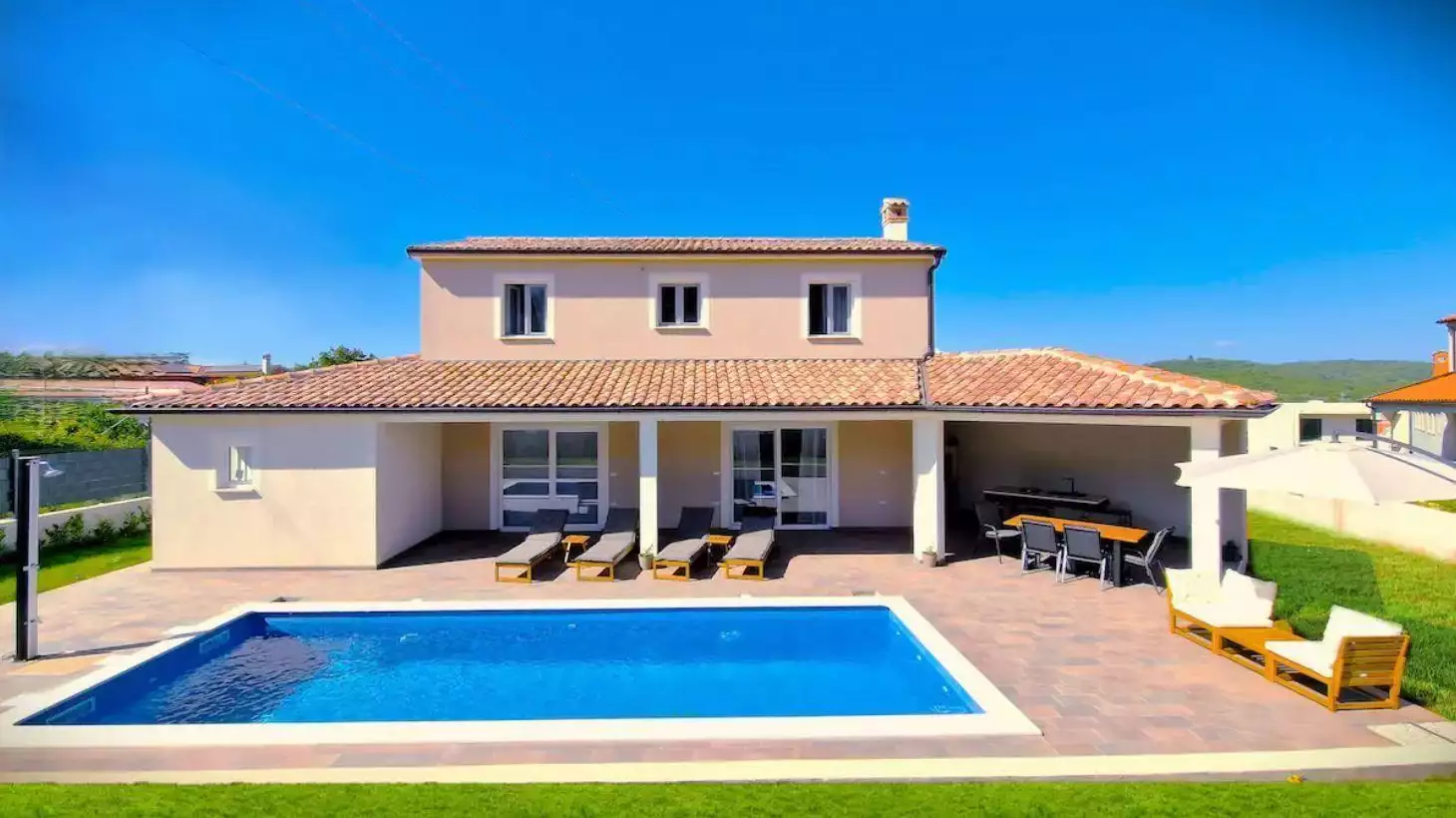 Villa 127m² in Croatia, Rovinj. Priced at 750000€ rent photo-1