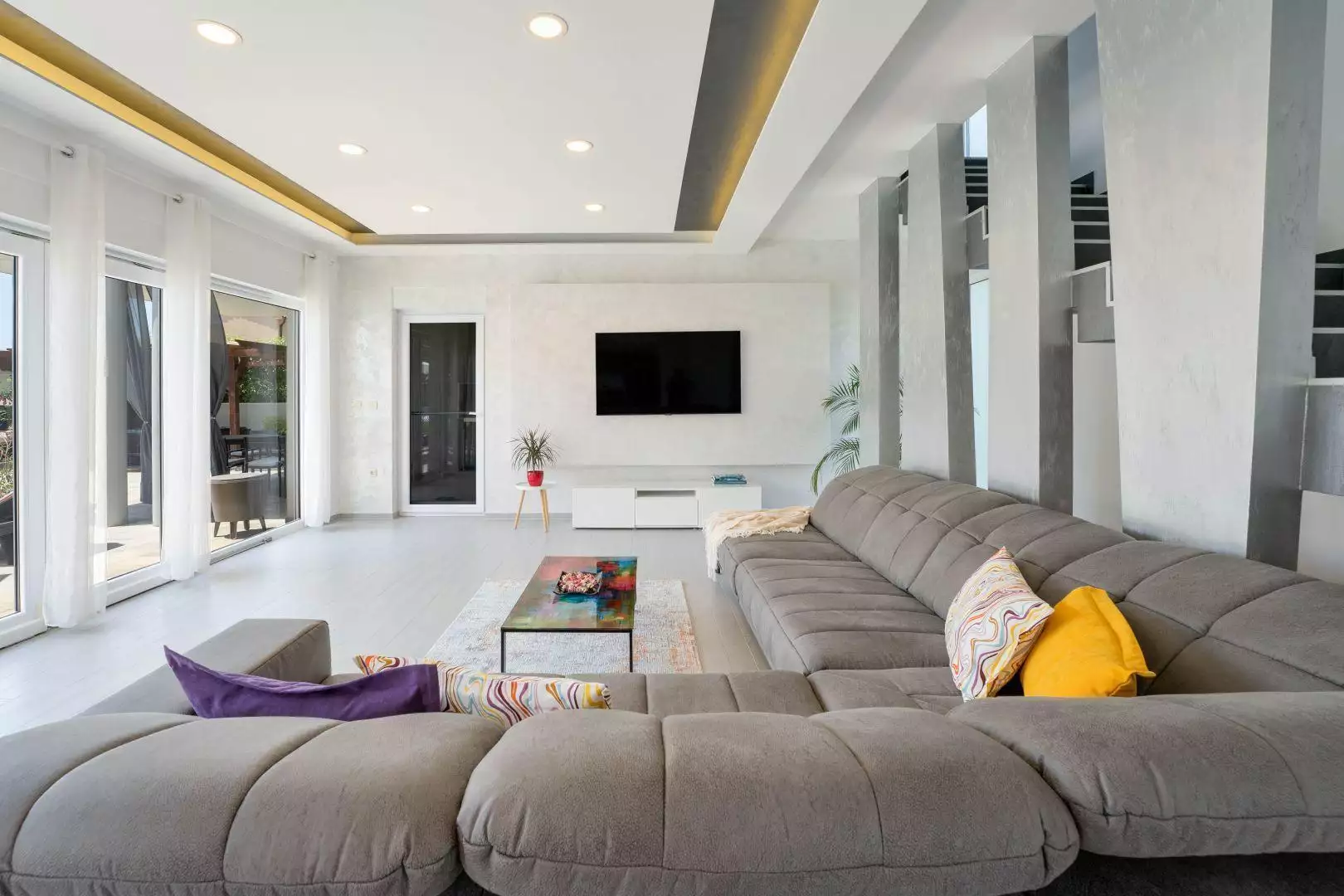 Villa 330m² in Croatia, Medulin. Priced at 1190000€ rent photo-19