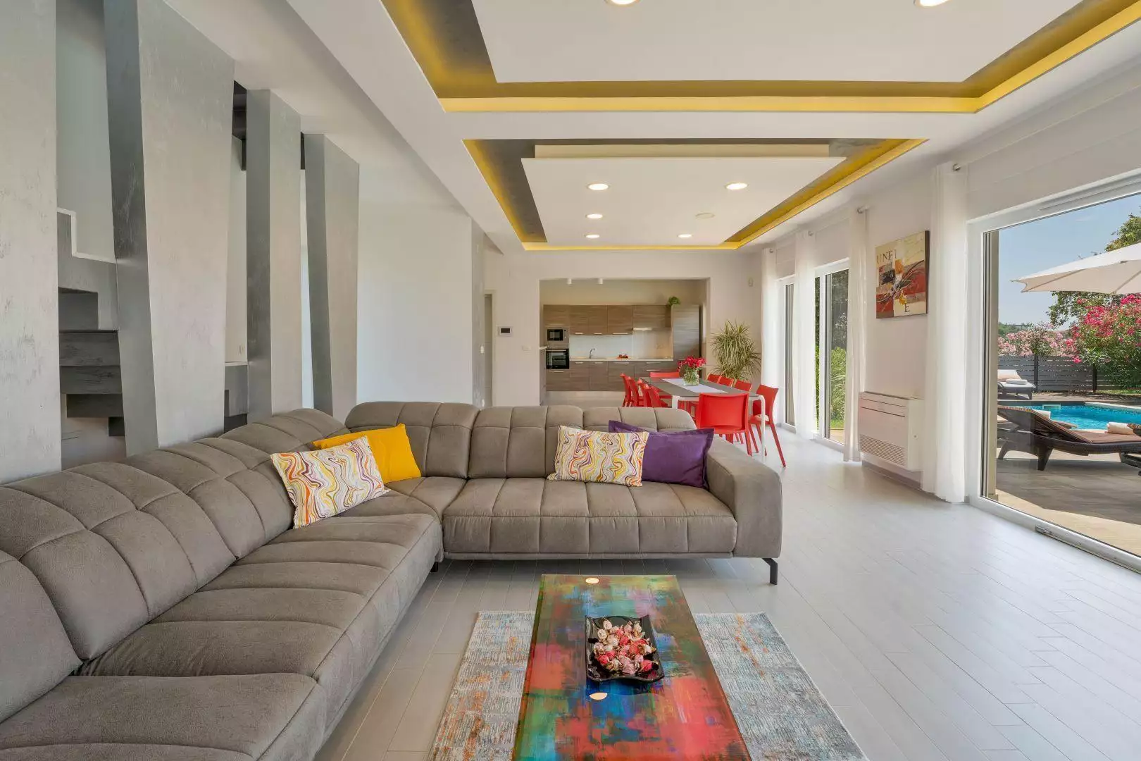 Villa 330m² in Croatia, Medulin. Priced at 1190000€ rent photo-23