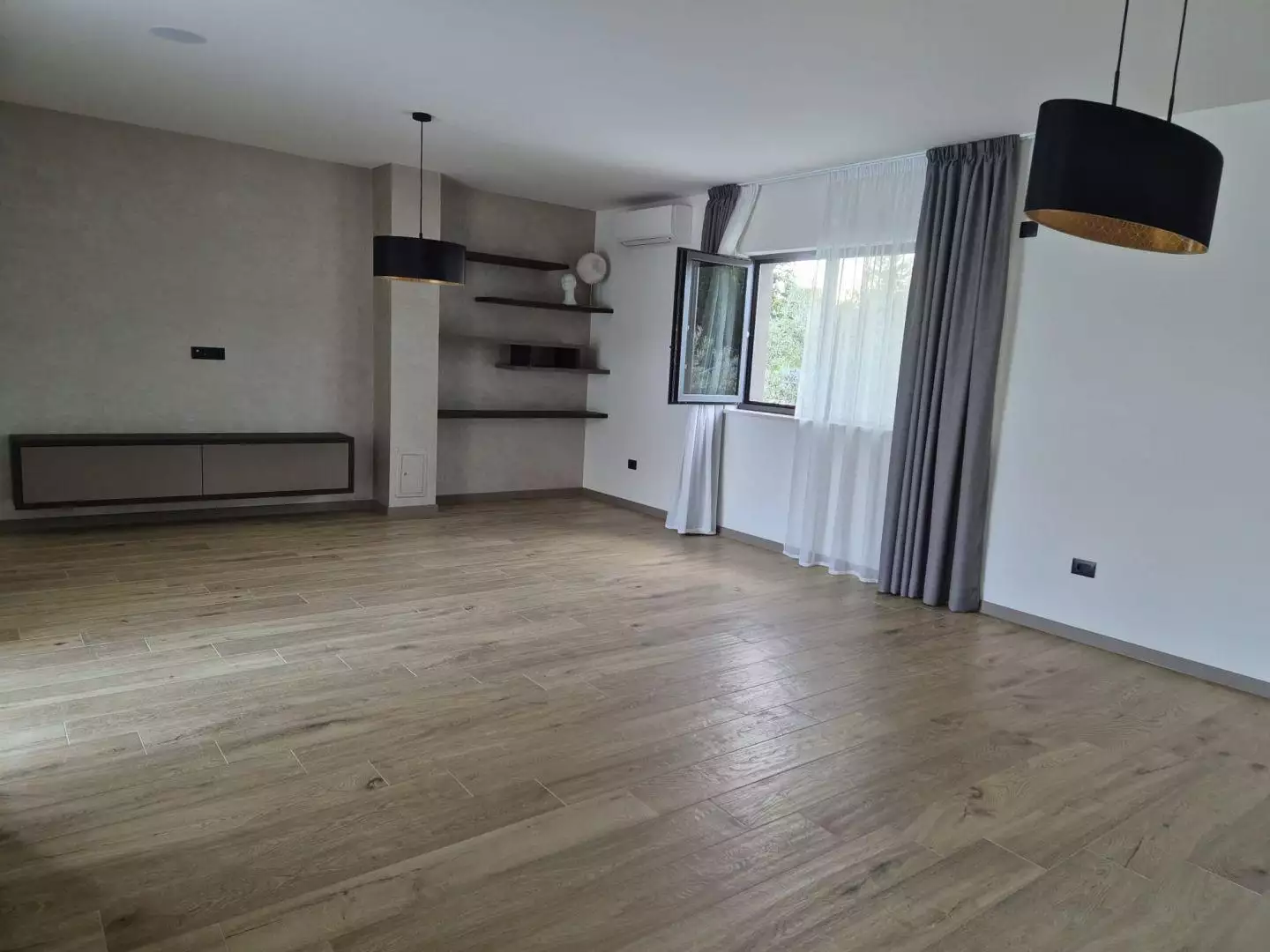 Villa 291m² in Croatia, Rovinj. Priced at 990000€ rent photo-6