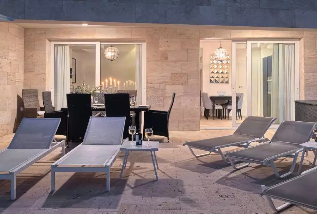 Villa 300m² in Croatia, Ciovo. Priced at 1900000€ rent photo-19